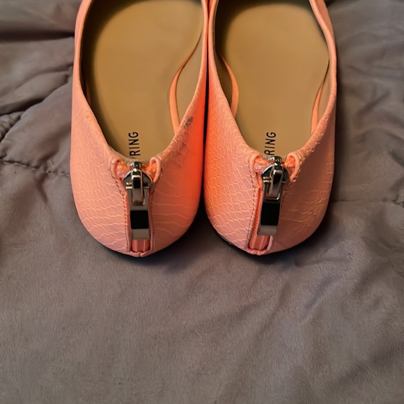 Call It Spring Coral Flats - Picture 3 of 4